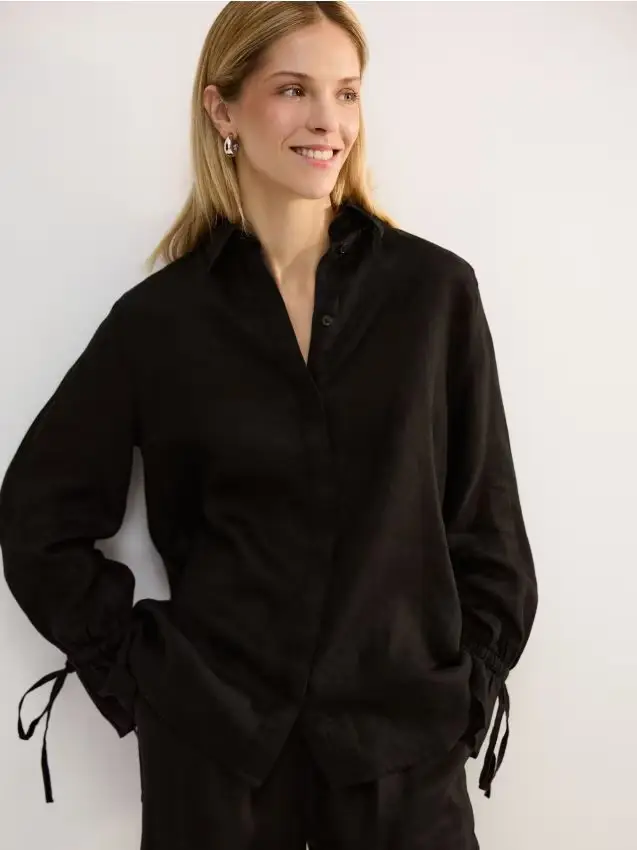 Camicia in lino con lacci - nero