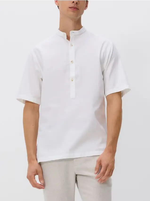 Camicia regular fit con colletto rigido - bianco