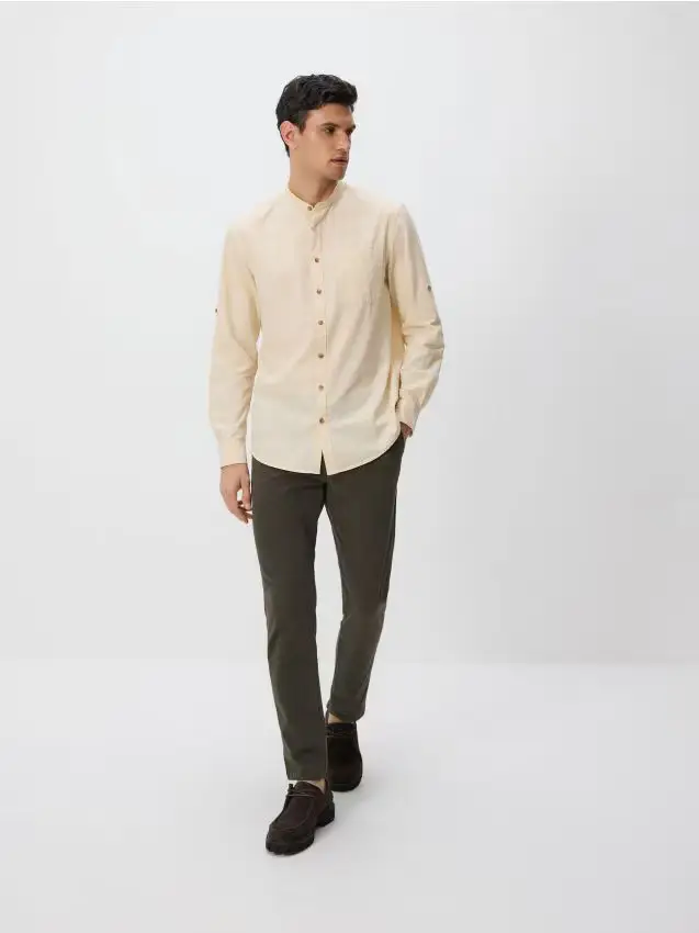 Camicia regular fit con collo rialzato - nude