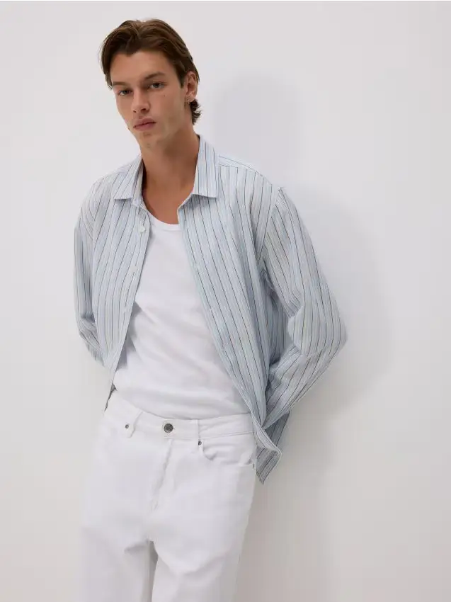 Camicia regular fit in misto lino - blu pallido