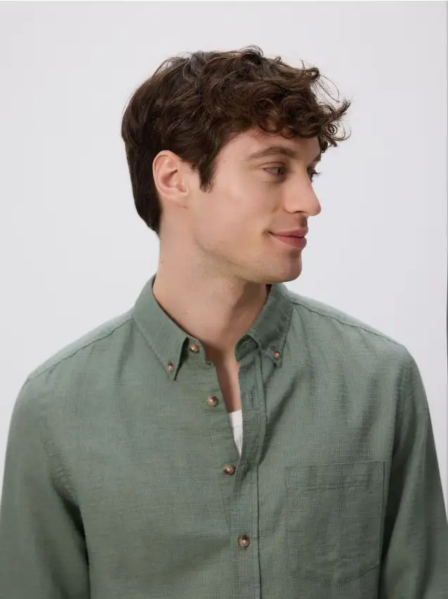 Camicia regular fit in misto lino - verde