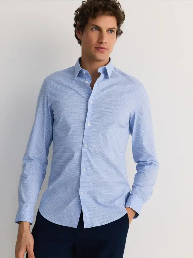 Camicia slim fit a quadretti piccoli - blu pallido