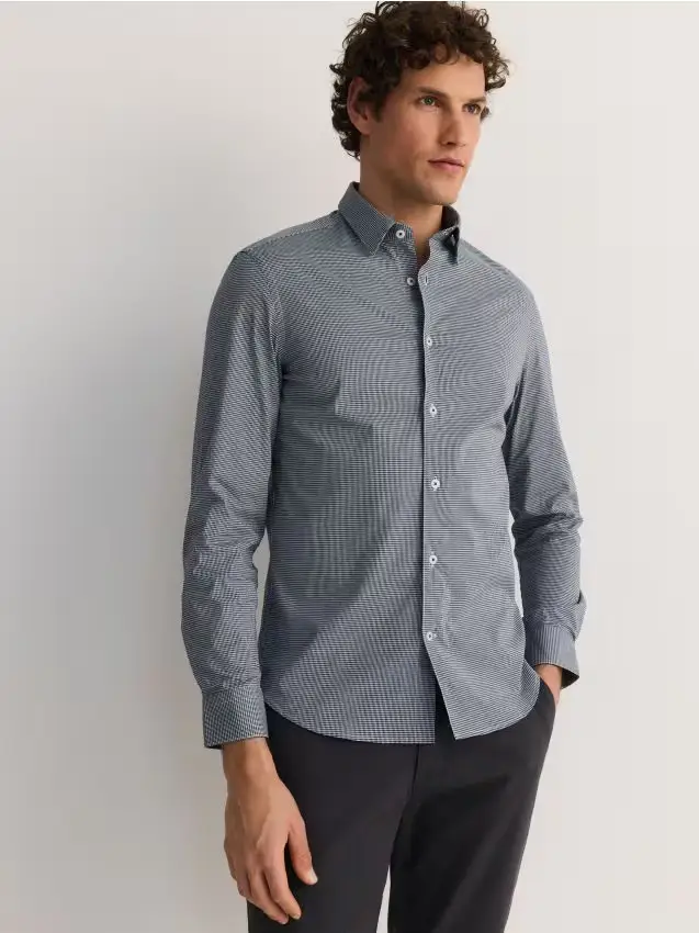 Camicia slim fit a quadretti piccoli - blu scuro