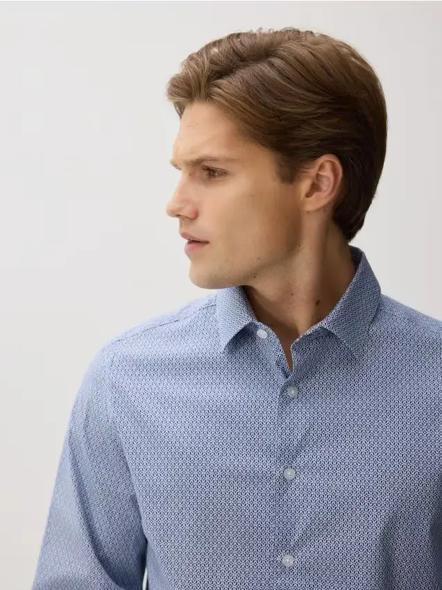 Camicia slim fit con motivo piccolo - blu scuro