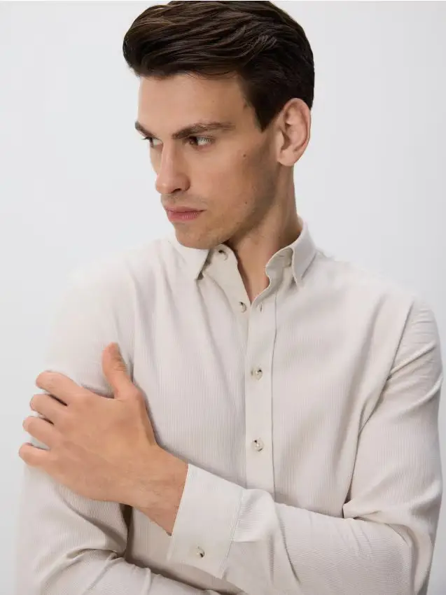 Camicia slim fit in cotone egiziano - beige