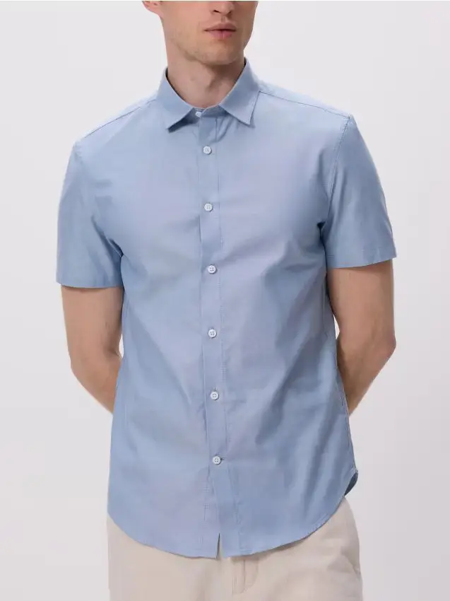 Camicia slim fit in misto cotone - azzurro