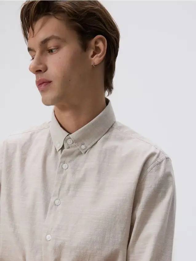 Camicia slim fit in misto cotone - beige