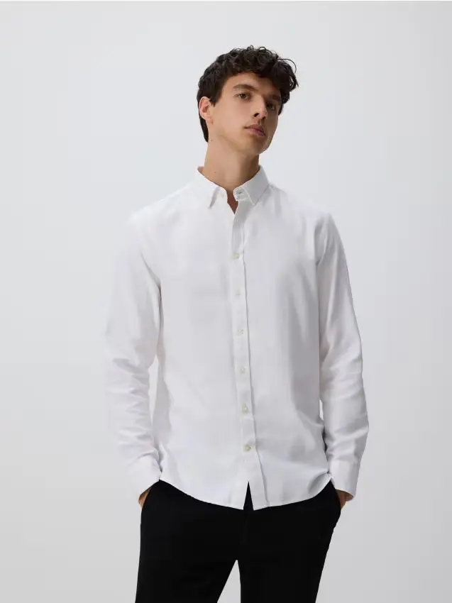 Camicia slim fit in misto cotone - bianco