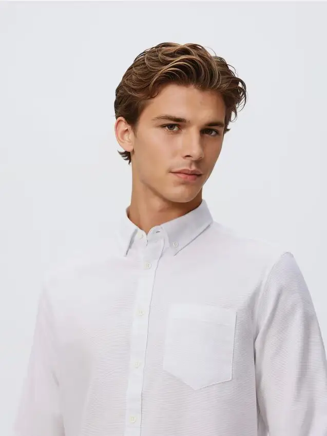 Camicia slim fit in misto cotone - bianco