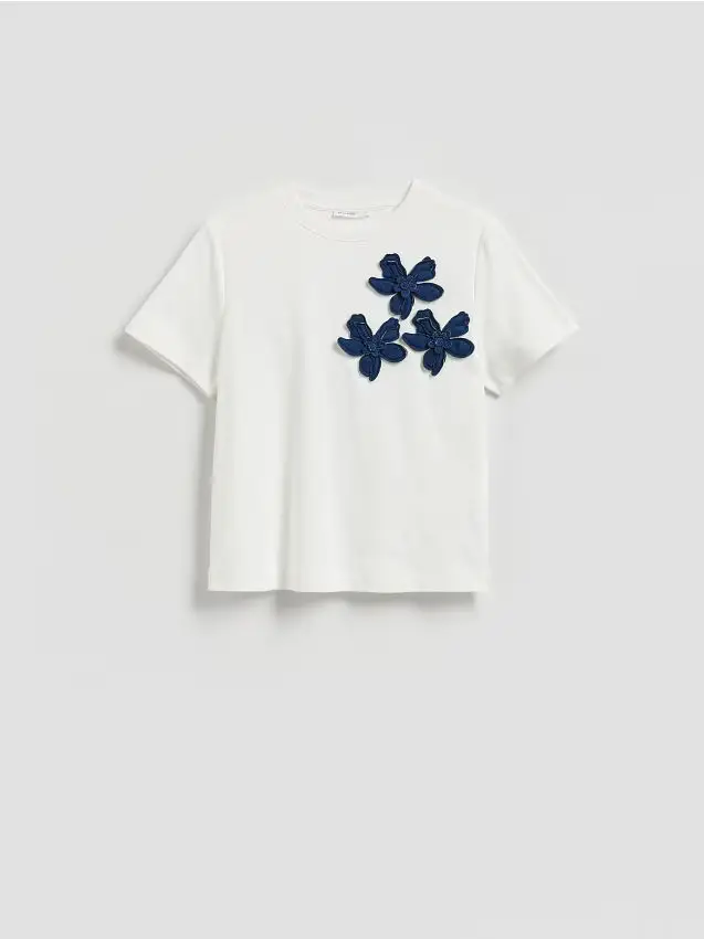 Camiseta con applicazione floreale - bianco
