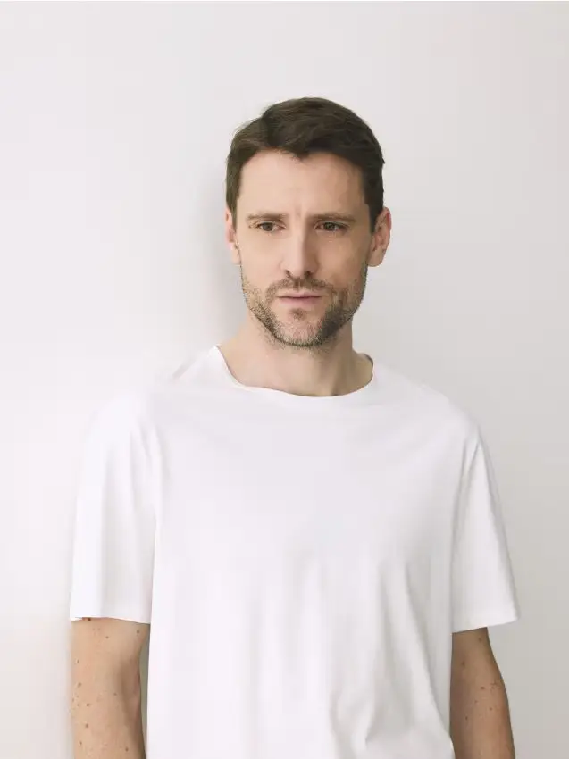 Reserved Camiseta regular fit con cotone mercerizzato - bianco