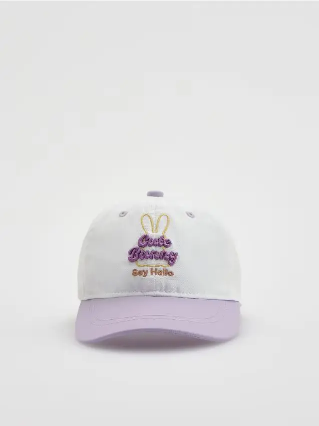 Cappello con motivo ricamato - panna