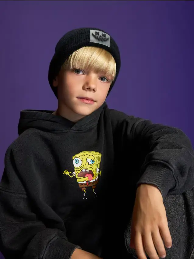 Cappello con patch - nero