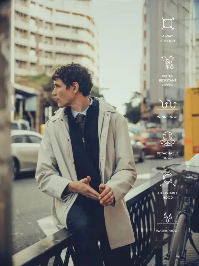 Cappotto impermeabile con cappuccio - panna