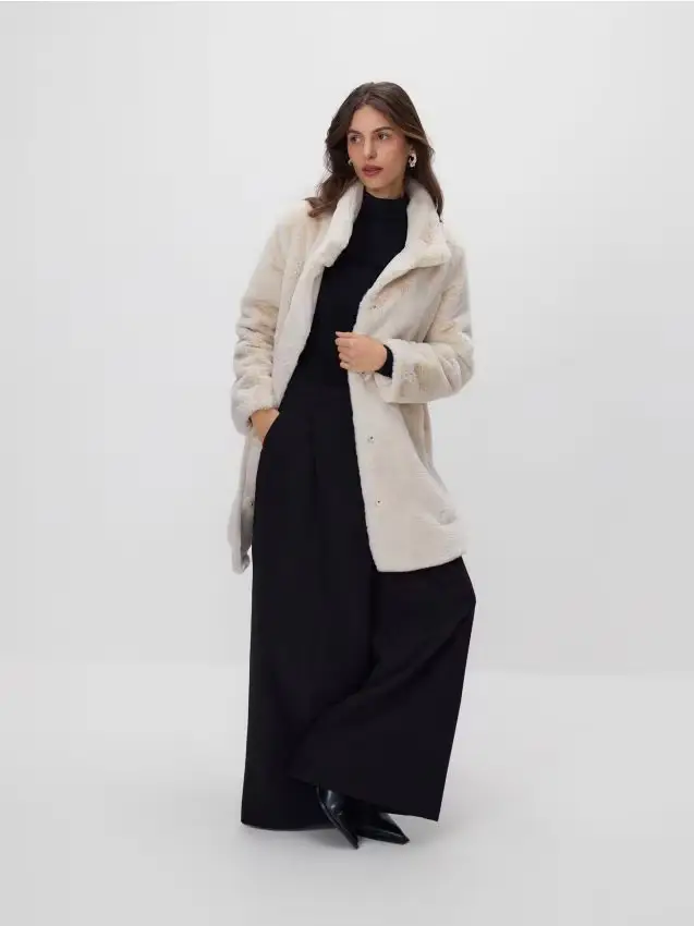 Cappotto in similpelliccia - panna