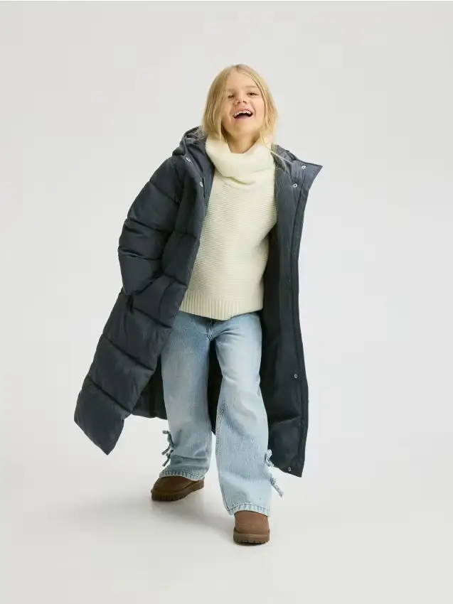 Cappotto lungo trapuntato con cappuccio - verde polveroso