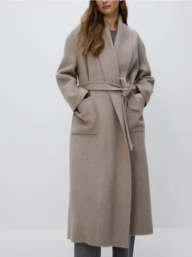 Cappotto realizzato a mano in misto lana - beige