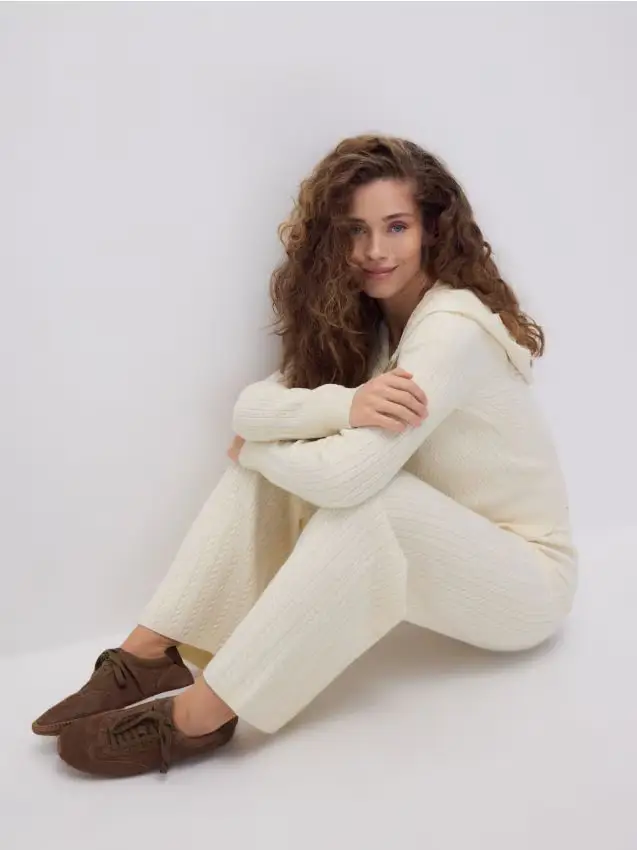 Cardigan con cappuccio - nude