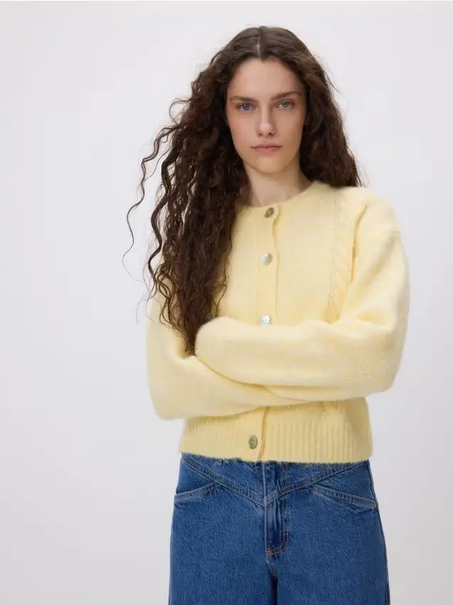 Cardigan con trama intrecciata - giallo chiaro