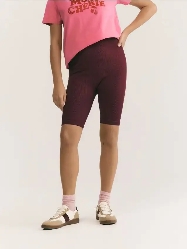 Ciclisti sportivi - maroon