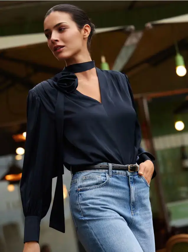 Cintura in pelle con fibbia - nero