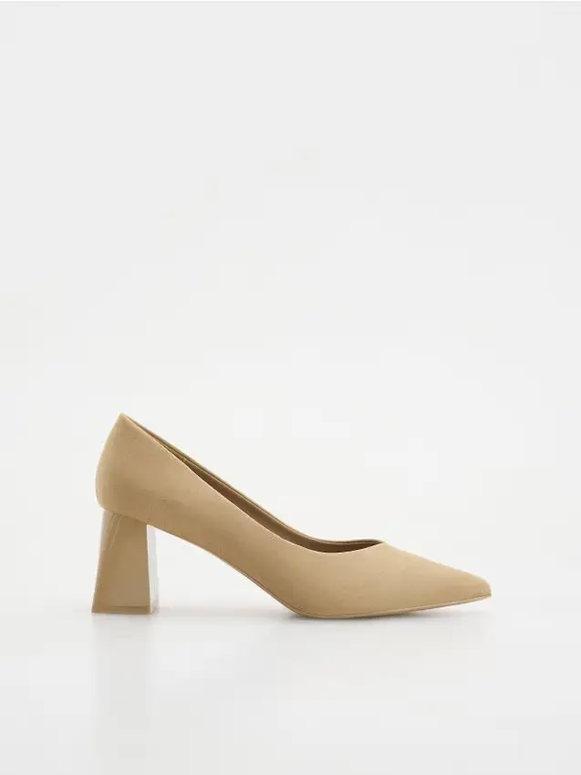 Décolleté con tacco largo - nude