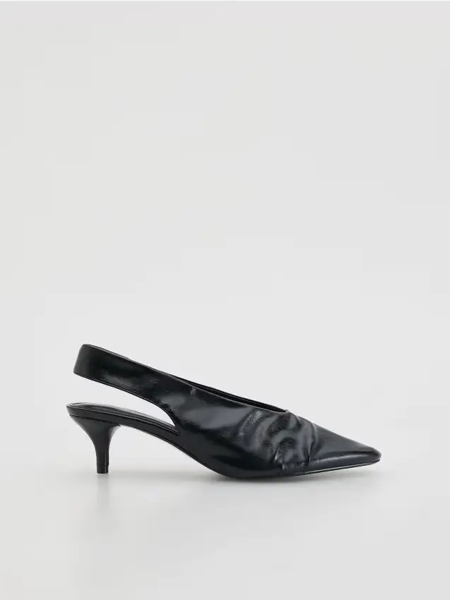 Décolleté con tallone aperto - nero