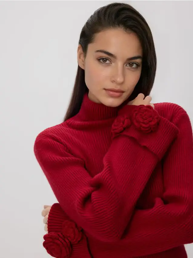 Dolcevita con applicazione - rosso