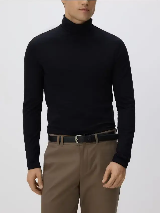 Dolcevita in cotone a maniche lunghe - nero