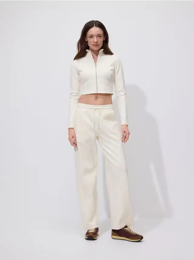 Felpa con collo alto - giallo chiaro