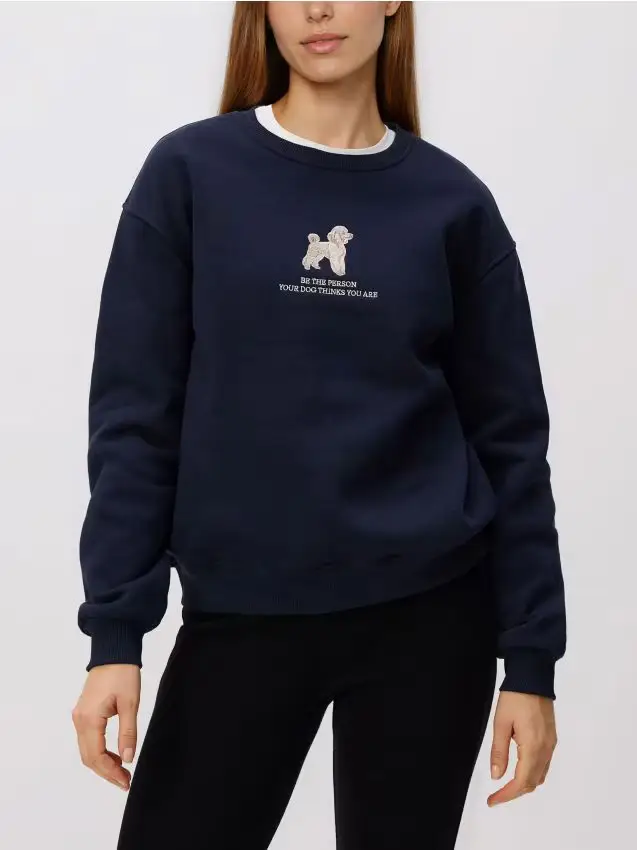 Felpa con dettagli ricamati - blu scuro