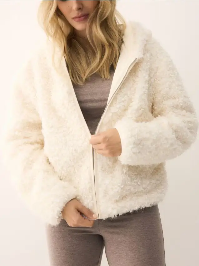 Felpa in pelliccia sintetica effetto montone - panna