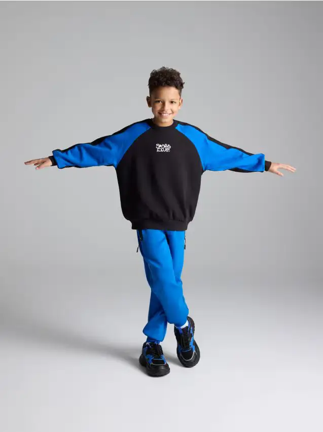 Reserved Felpa oversize - nero