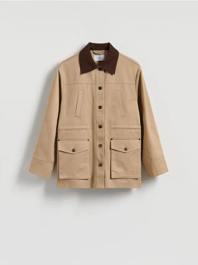 Giacca con colletto a contrasto - beige