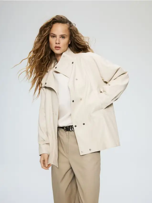 Giacca in ecopelle - beige