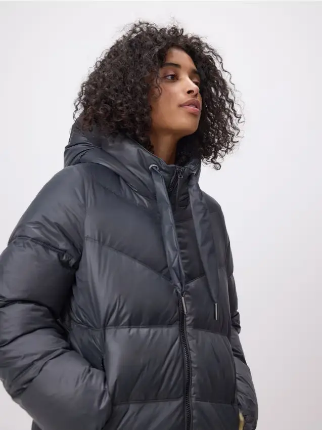 Giacca in piumino con cappuccio - grigio scuro