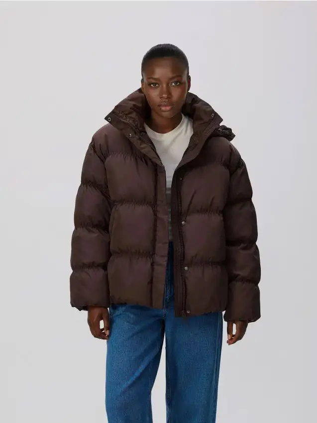 Giaccone trapuntato con cappuccio - marrone scuro