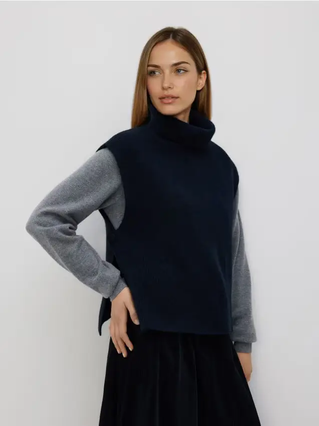 Gilet dolcevita in maglia - blu scuro