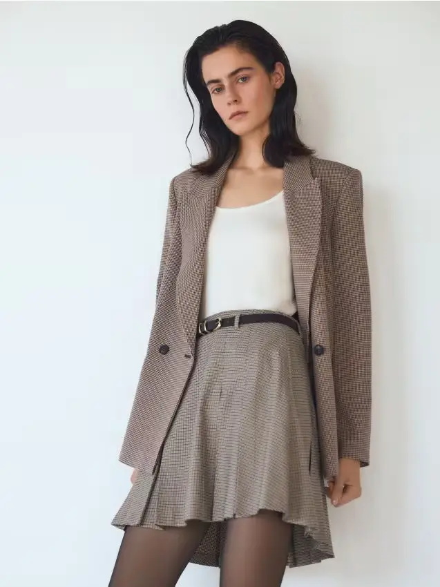 Gonna a pieghe con cintura - beige