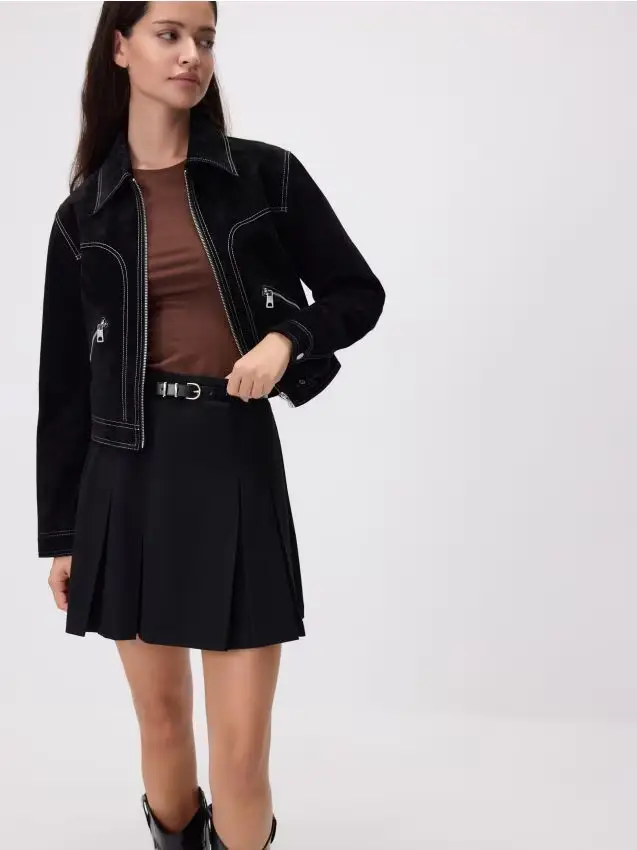 Gonna a pieghe con cintura - nero