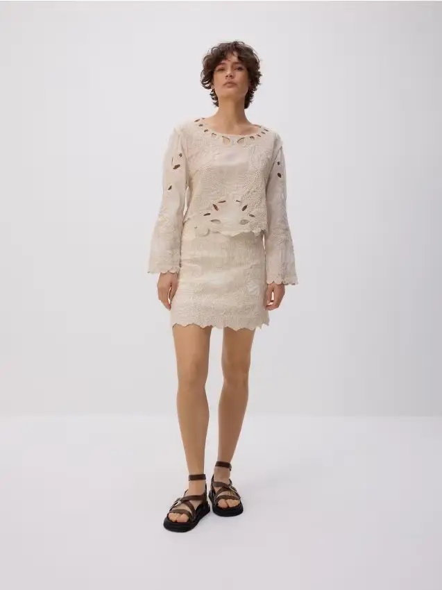 Gonna con ricamo - panna