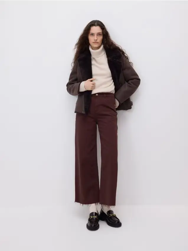 Jeans a gamba ampia - marrone