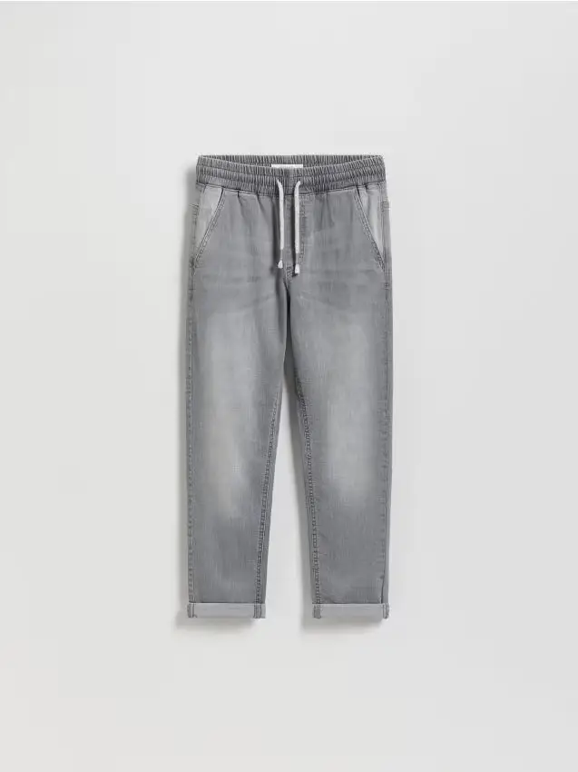 Jeans carrot elasticizzati - grigio chiaro