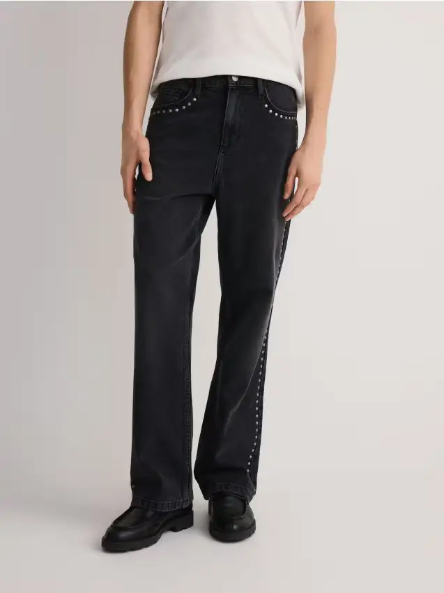 Jeans dritti con borchie - nero