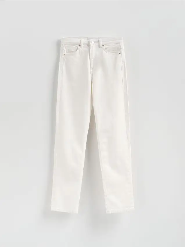 Jeans mom fit con gamba lunga - panna