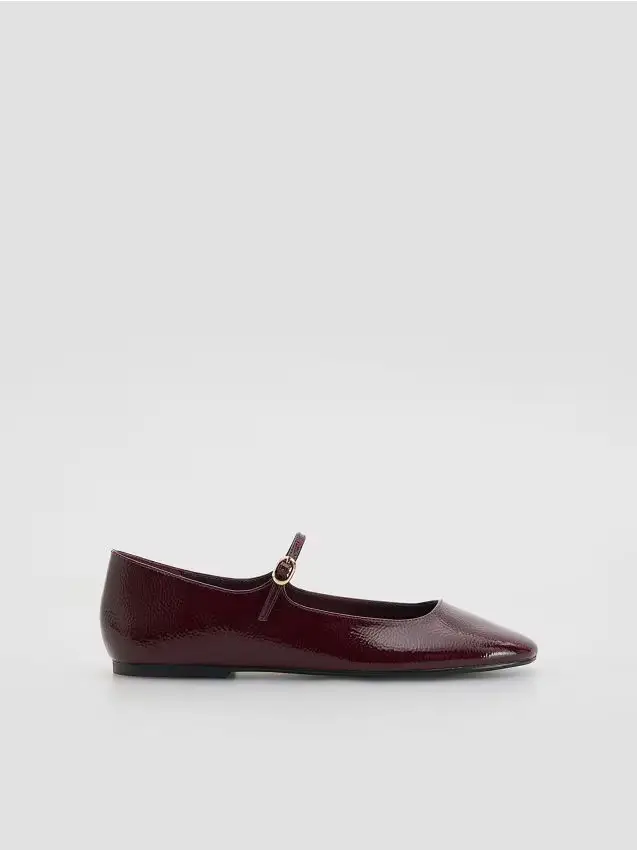 Lacquered ballerinas - maroon