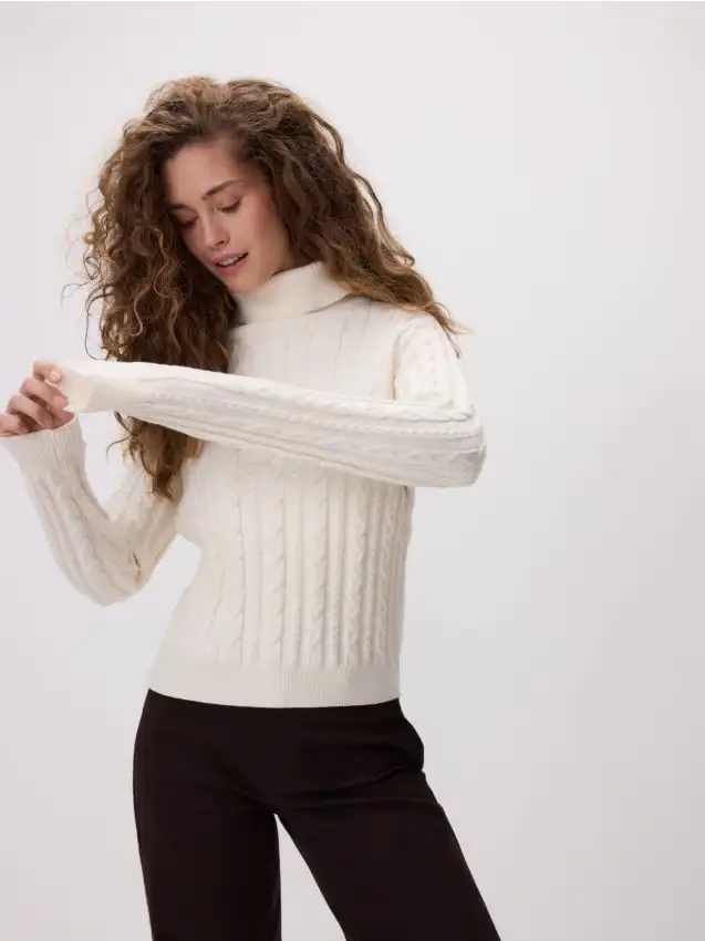 Lupetto con trama decorativa - nude