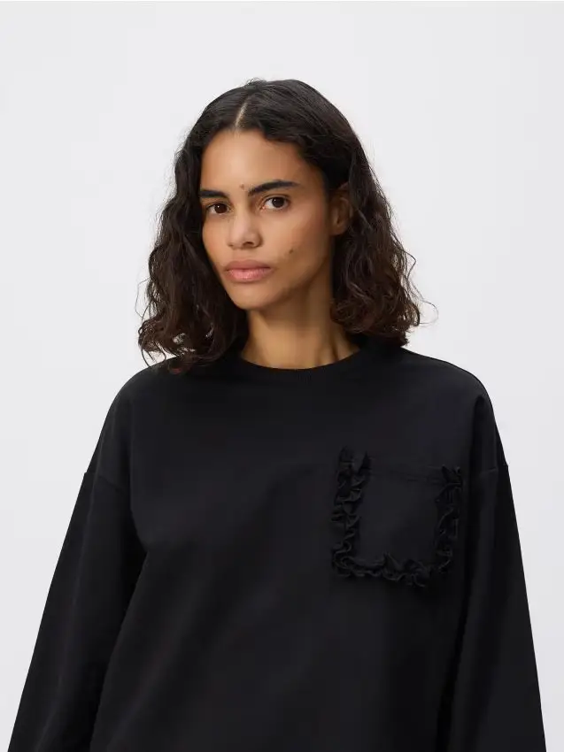 Maglia a maniche lunghe con taschino - nero