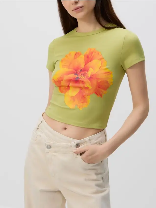 Maglietta con stampa floreale - verde oliva chiaro