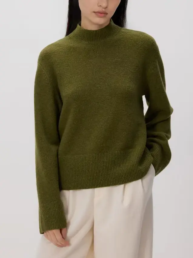 Maglione a collo alto basso liscio - verde oliva